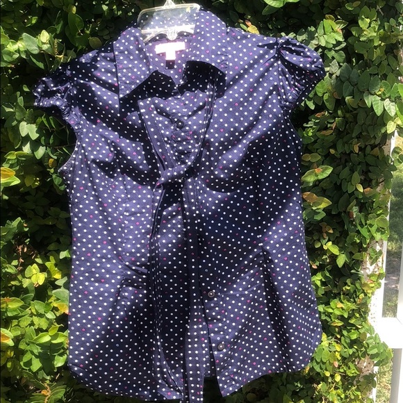 Lilly Pulitzer Tops - Lilly Pulitzer Doyle shirt with tie/belt size 2